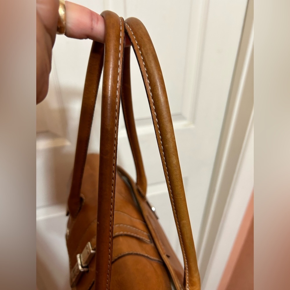 Vintage Michael Kors butter leather shoulder purse - Picture 6 of 15